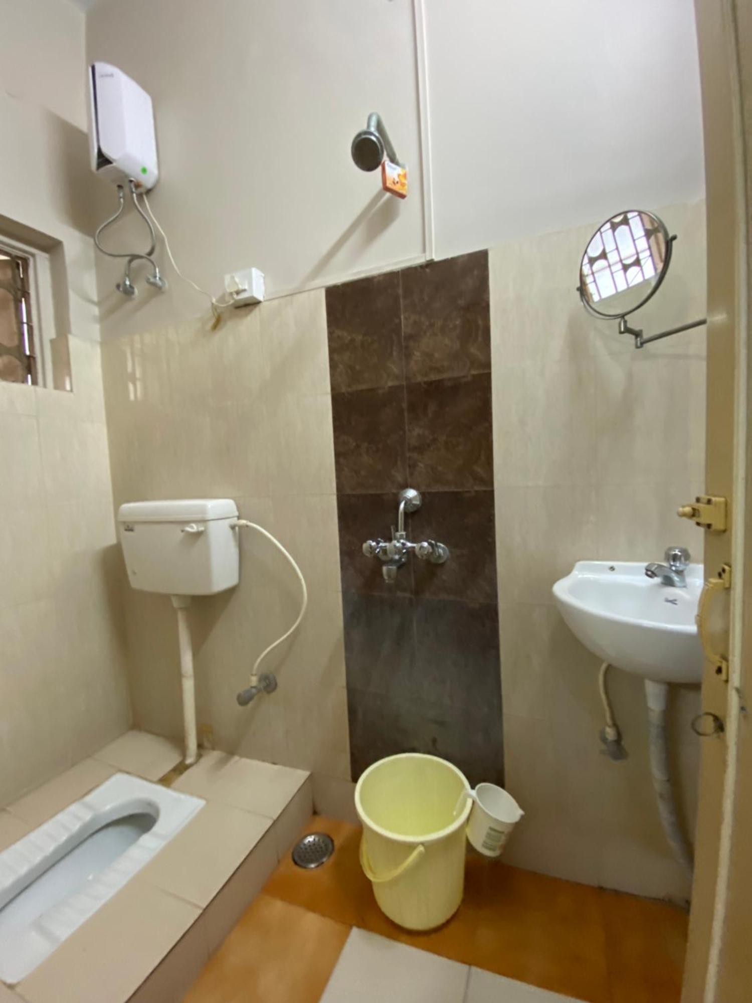 Lake Land Guest House Calcutta Exterior foto
